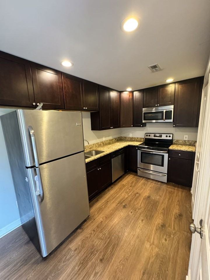 240 Beals Chapel Rd - Photo 6 of 13