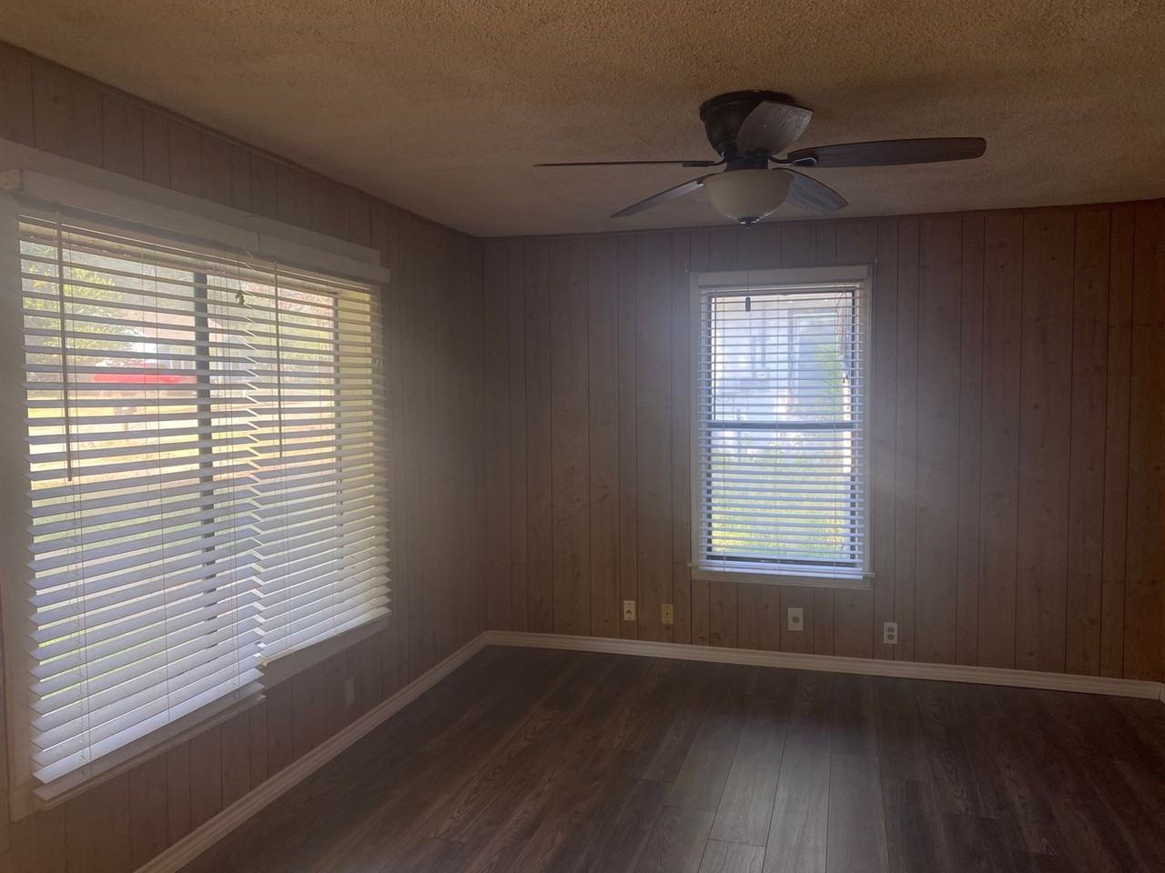 2811 West Elm Street - Photo 2 of 8