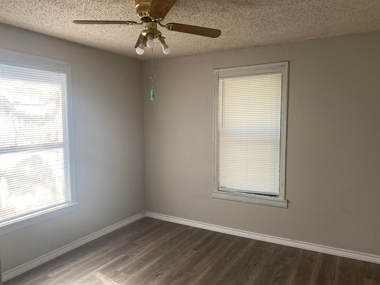 2811 West Elm Street - Photo 3 of 8