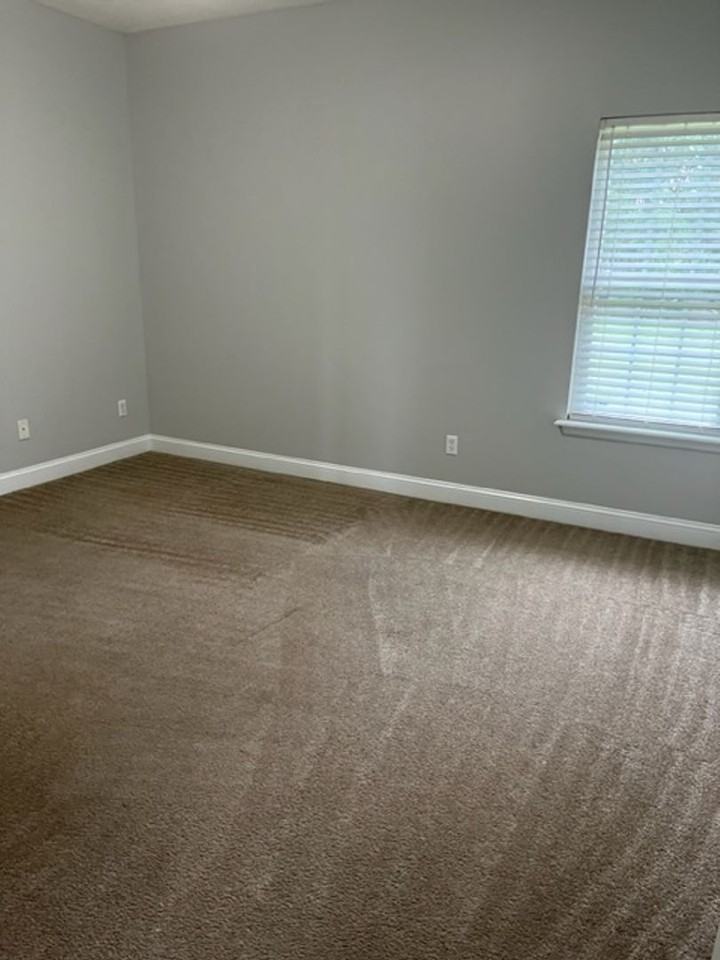 112 Huntingdon Dr - Photo 6 of 17