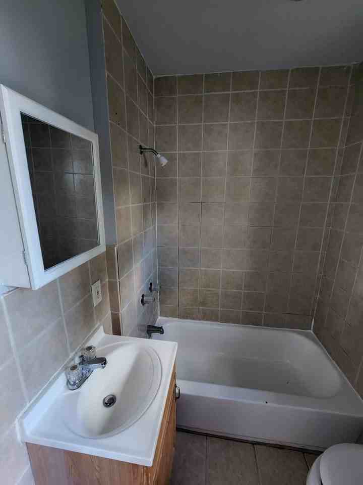 26 Green Street - Photo 4 of 6