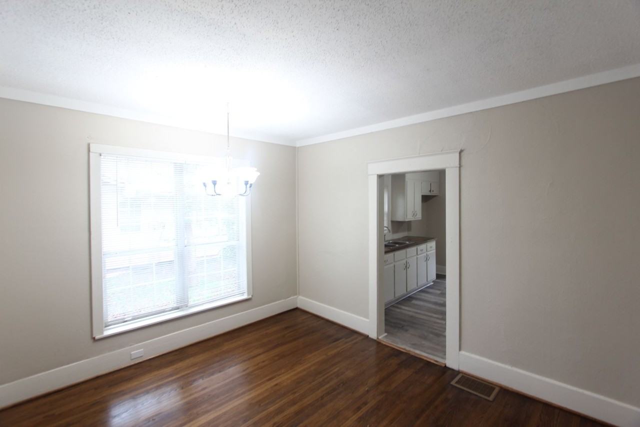 1137 15th Place Southwest - Photo 5 of 18