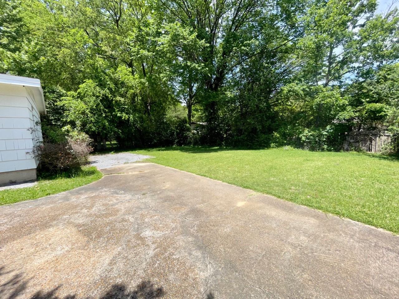 1540 Wilhurst Street - Photo 7 of 10