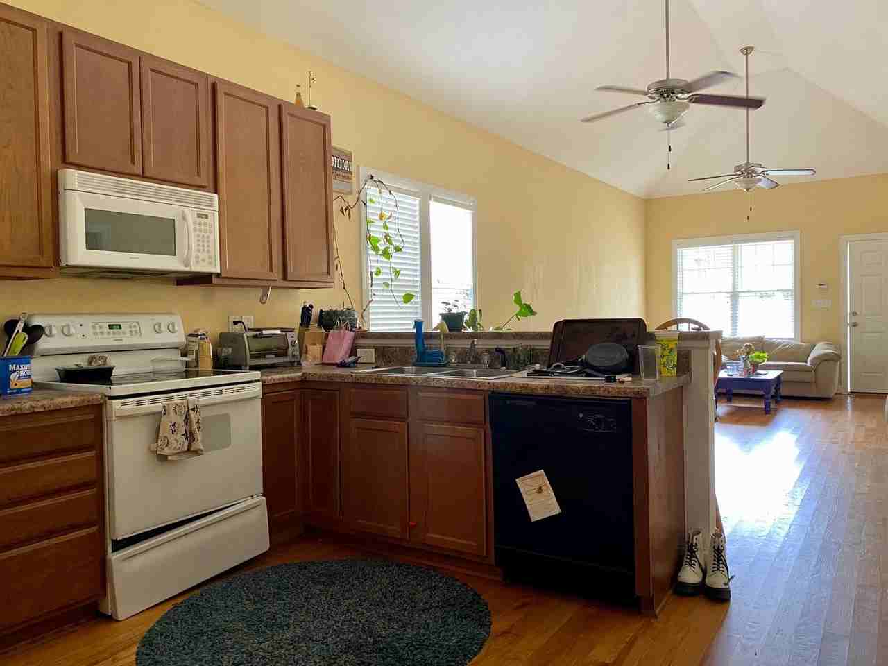 3909 Jackson Street - Photo 3 of 8