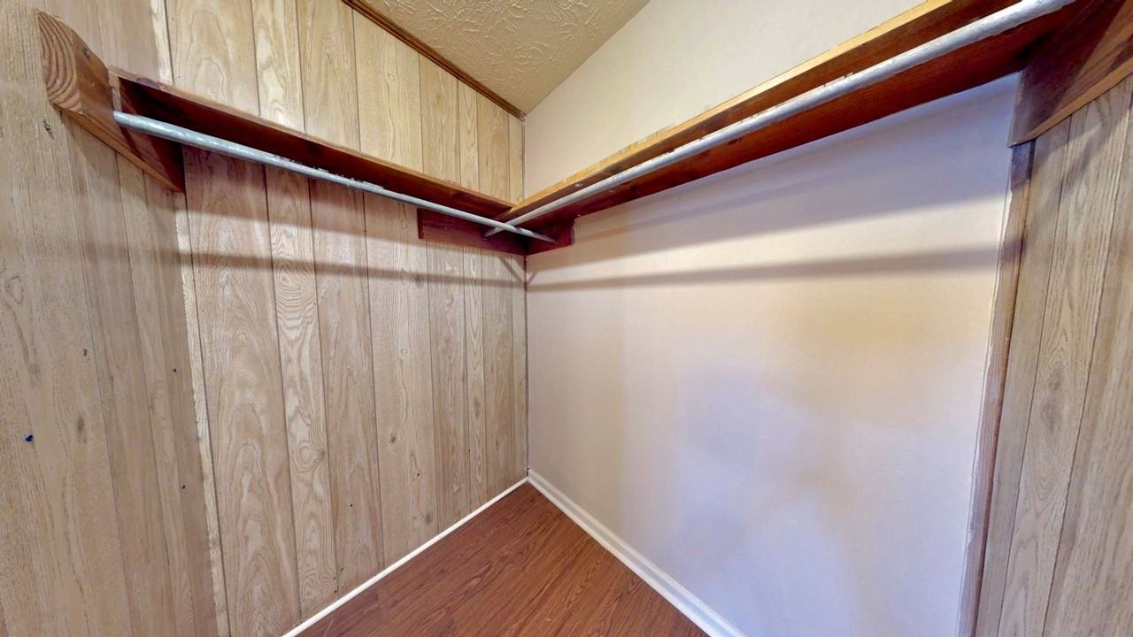 Post I Apartments - Photo 5 of 17