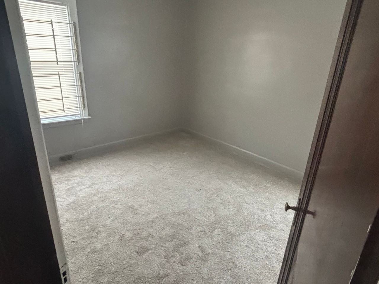 19231 Mapleview Street - Photo 4 of 4