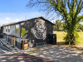 featured image of 2200 Washington Avenue