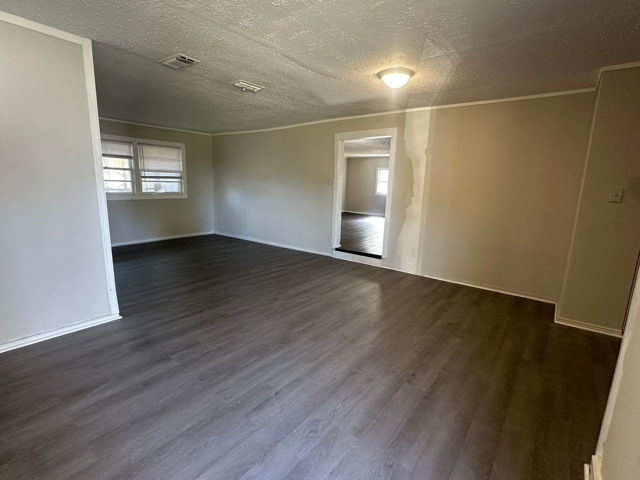 2804 S General Wainwright Dr - Photo 7 of 11