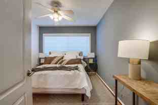 625 W. 92nd St - Photo 1 of 1