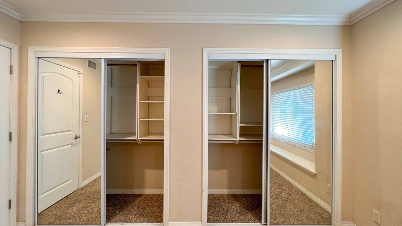 5635 Urban Dr - Photo 2 of 31