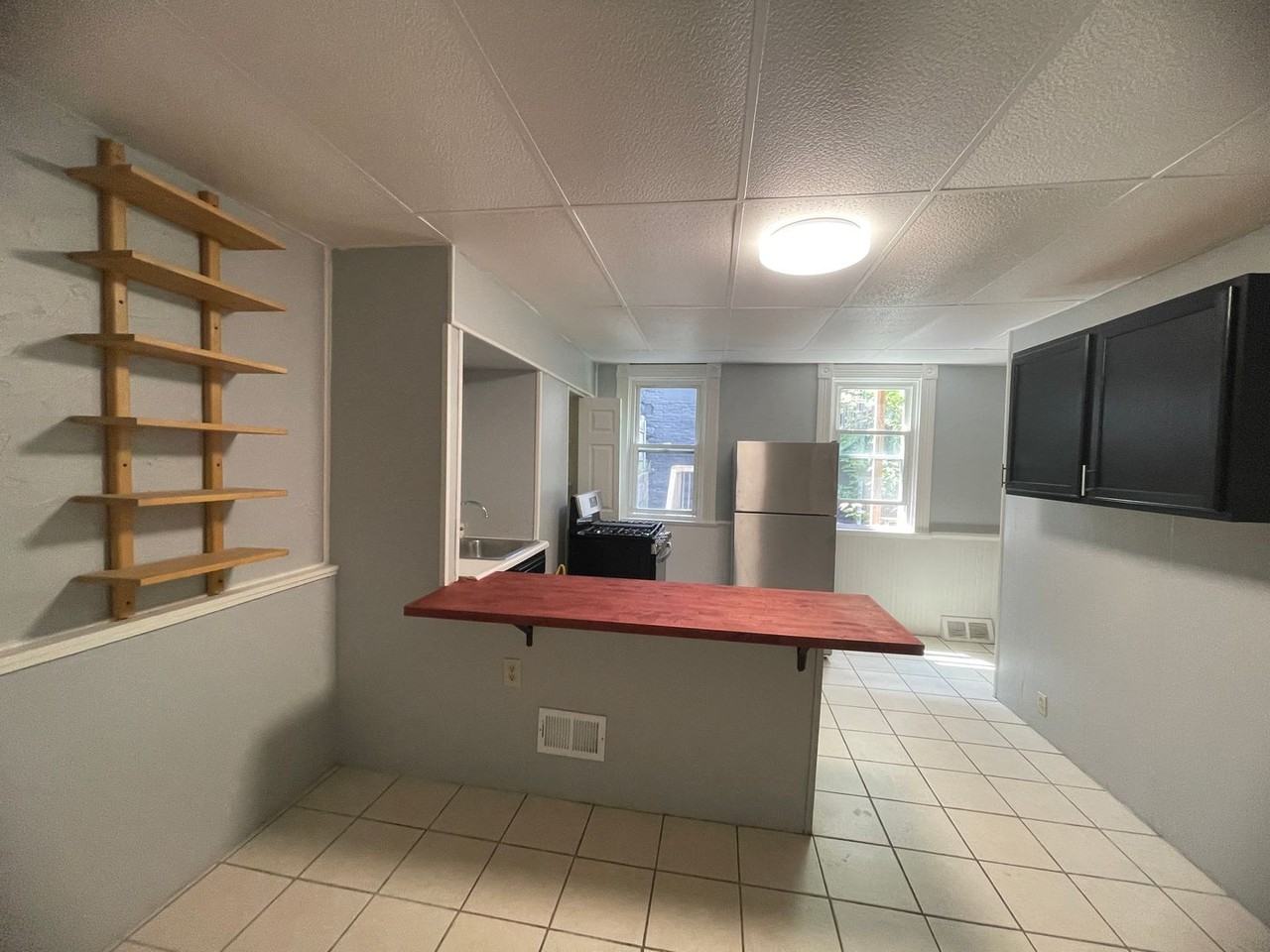 2535 Mission St - Photo 2 of 18