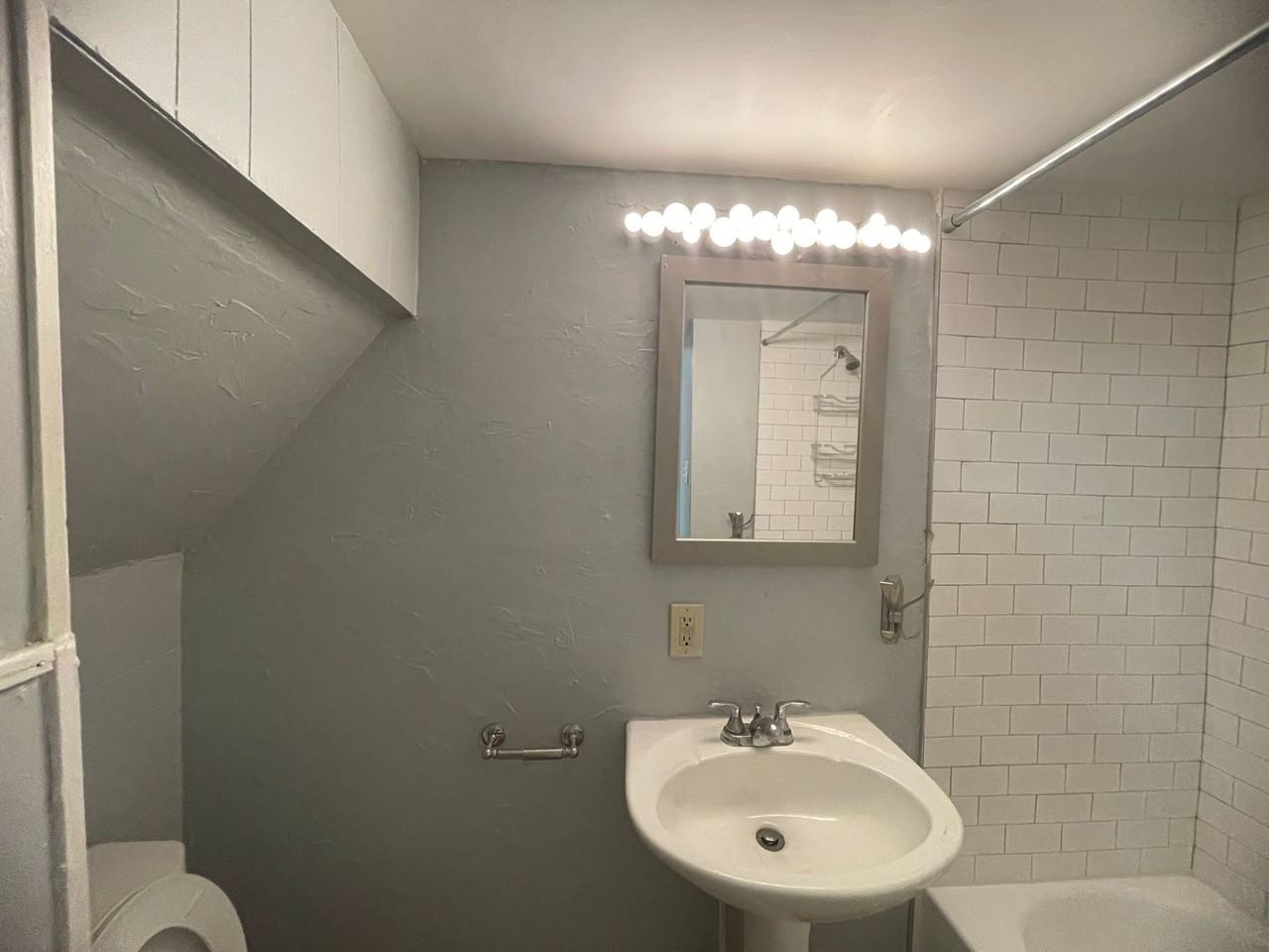 2535 Mission St - Photo 4 of 18