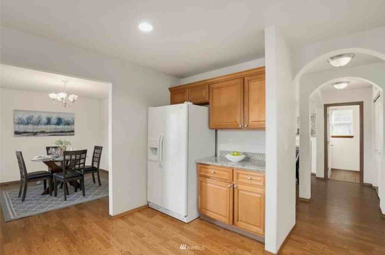 7431 South Fife Street - Photo 2 of 24