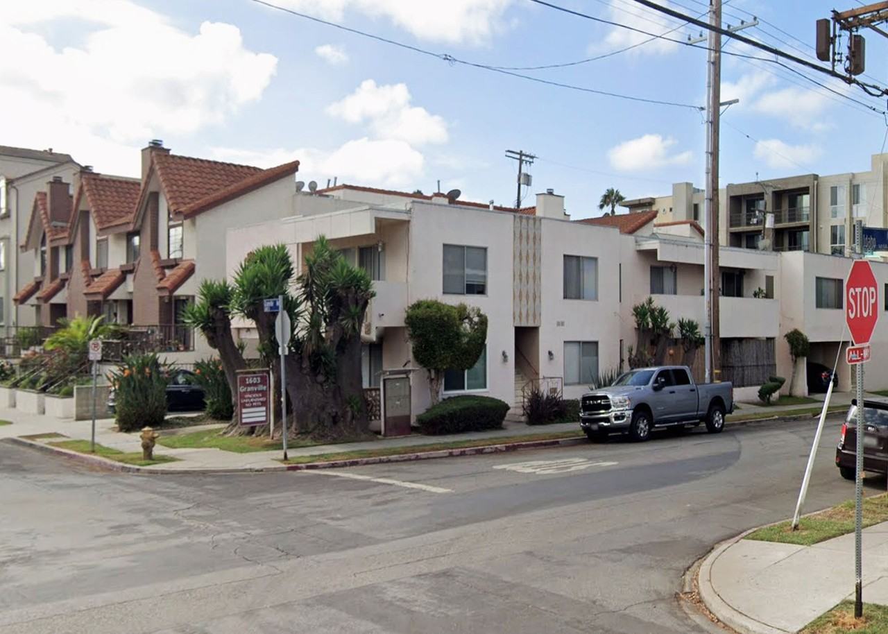Spacious Apartment in Sawtelle Los Angeles - Photo 6 of 20