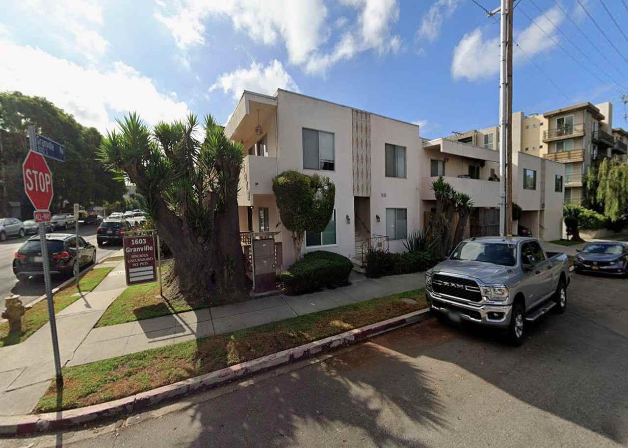 Spacious Apartment in Sawtelle Los Angeles - Photo 4 of 4