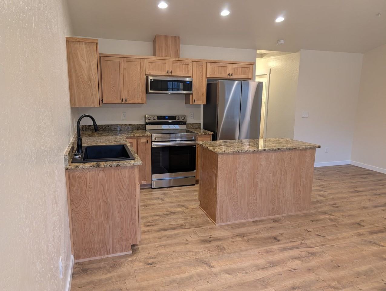 530 G St #2 - Photo 4 of 14