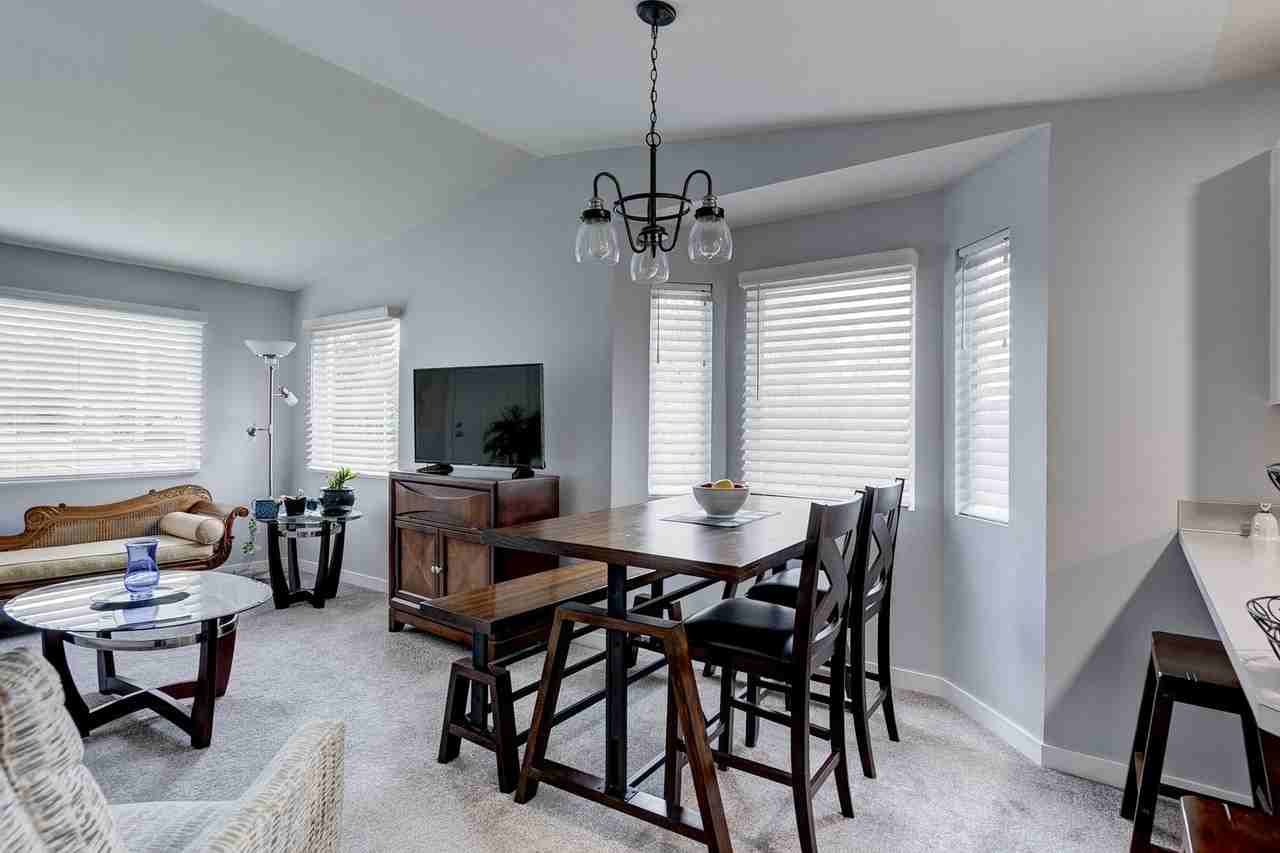 651 Ne Ellis Way Apt D202 - Photo 5 of 24