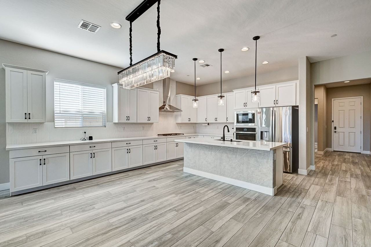 7466 Hadnot Street - Photo 3 of 30