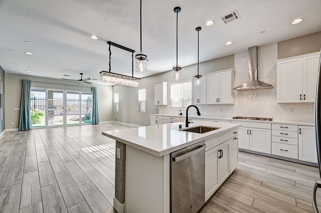 7466 Hadnot Street - Photo 5 of 30