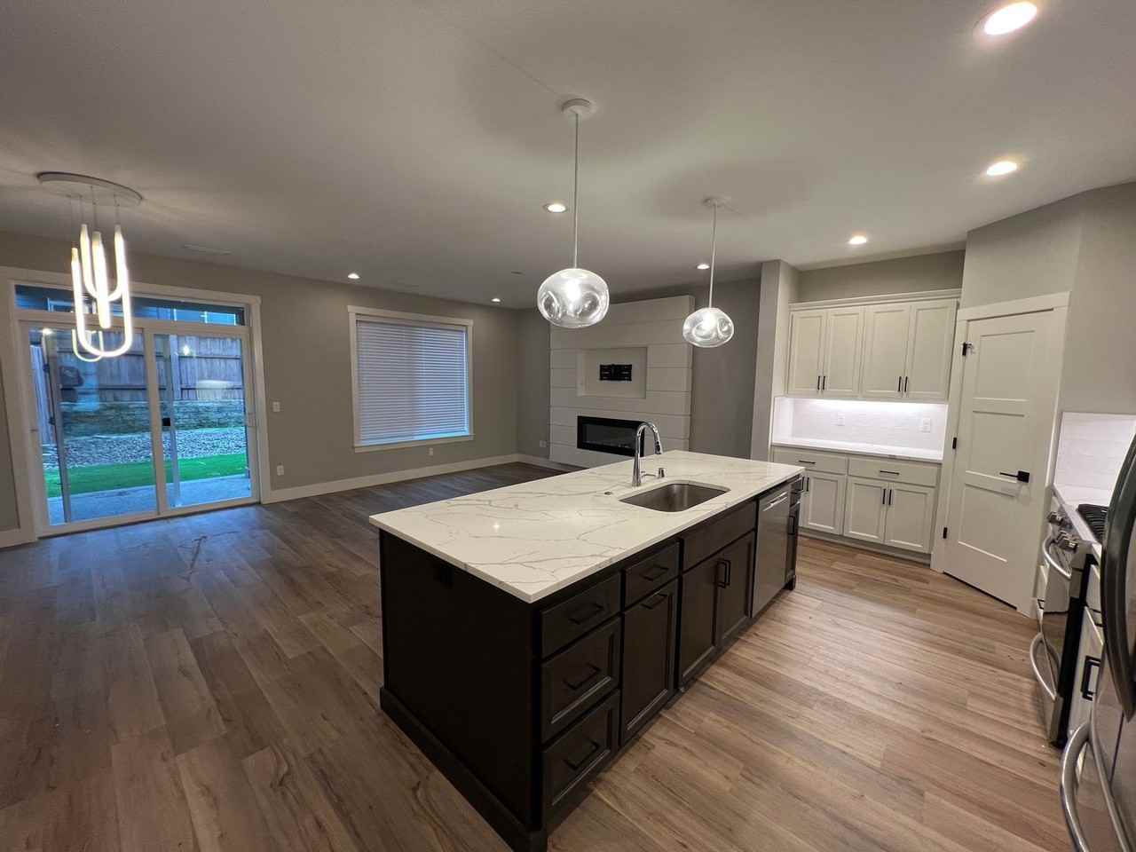 11918 Ne 108th St - Photo 4 of 22