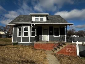 215 East Cherry Street - Photo 1 of 1