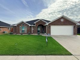 featured image of 2504 Hydrangea Avenue