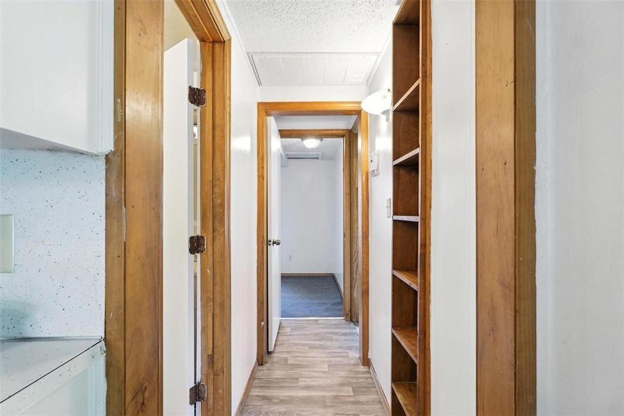 228 North Donald Avenue - Photo 7 of 23