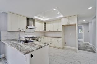 520 Woodstock Way - Photo 1 of 1