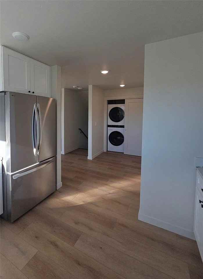 819 9th Avenue West - Photo 7 of 30