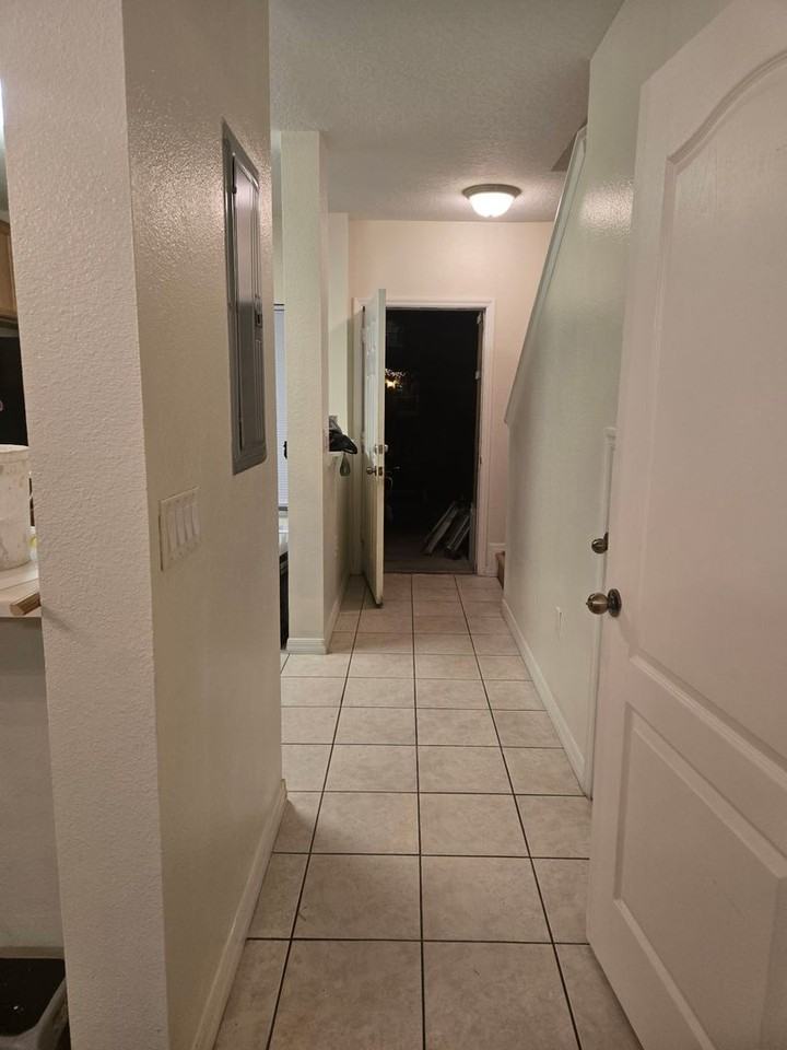 807 Chelsea Dr - Photo 6 of 16