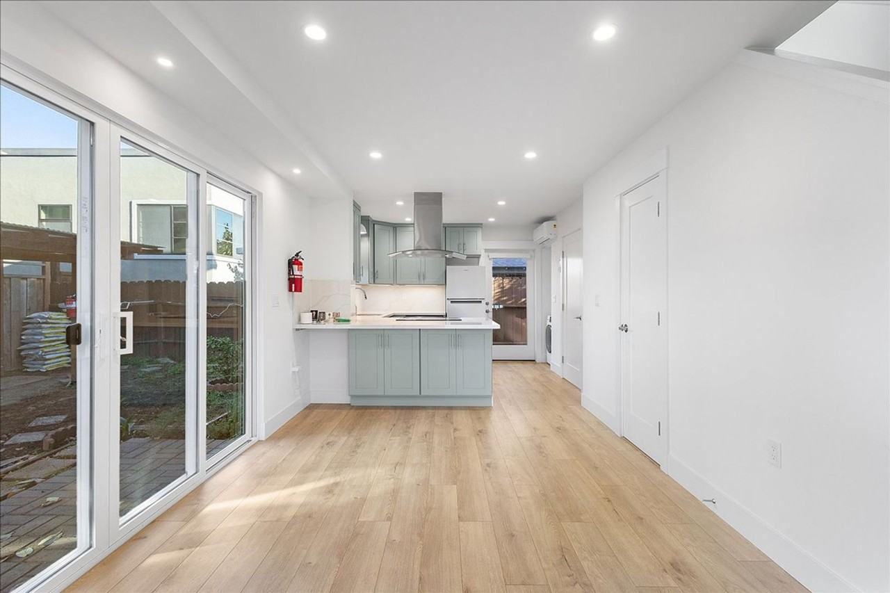 1012 Broadway - Photo 3 of 15