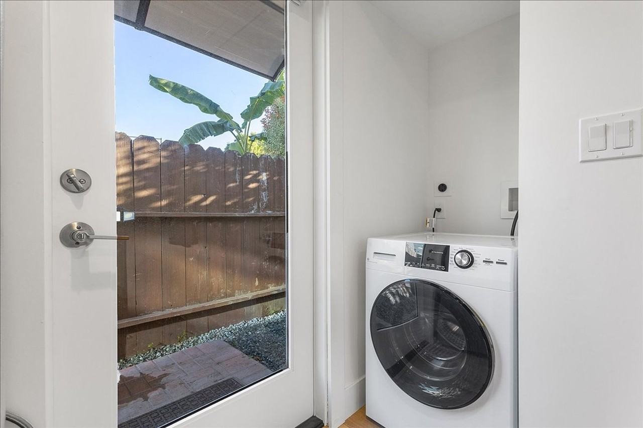 1012 Broadway - Photo 7 of 15