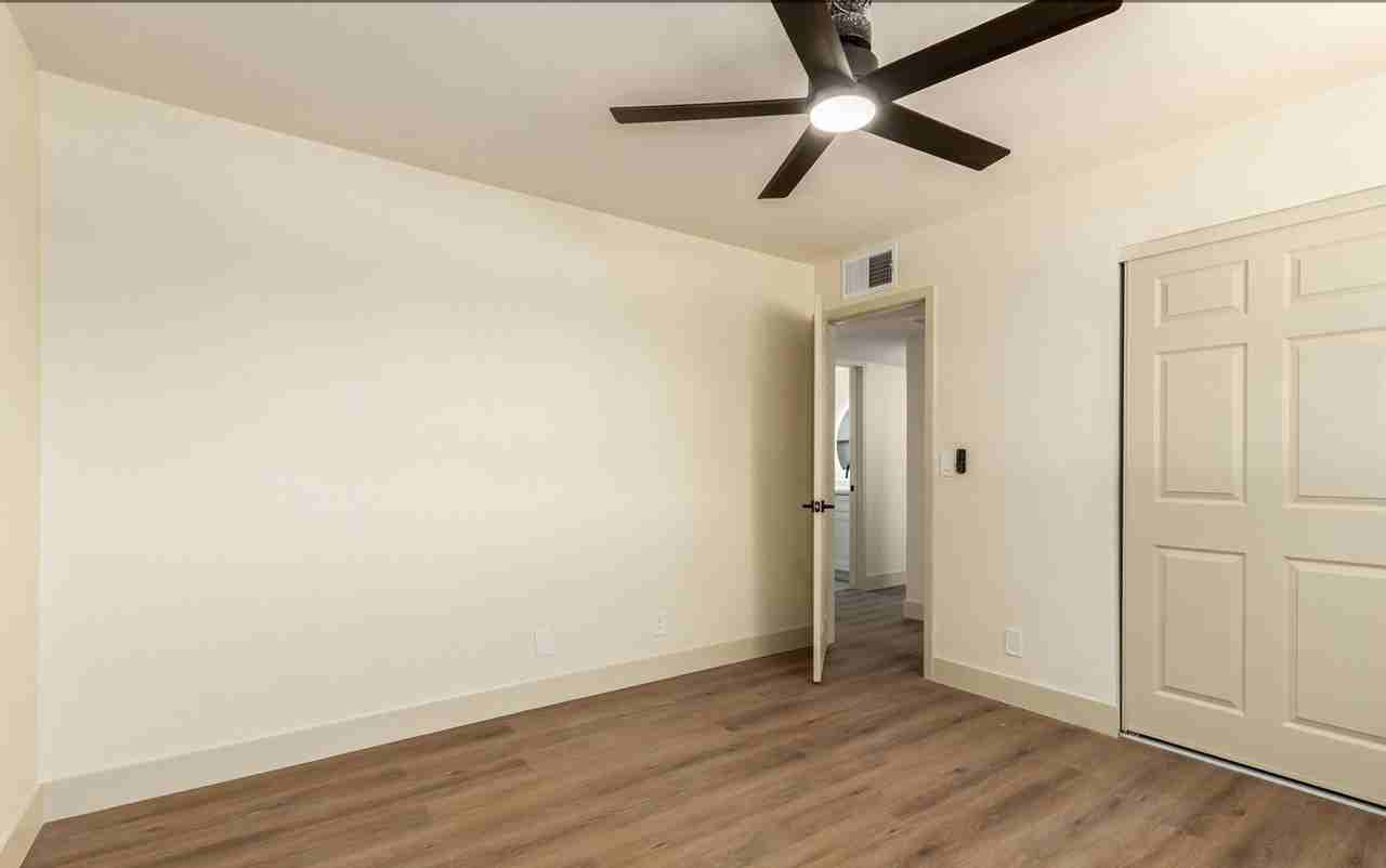 12613 N 29th Ave - Photo 7 of 12