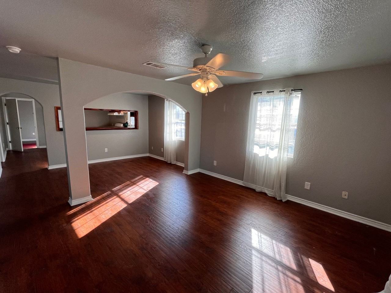 613 S Lbj Dr - Photo 4 of 15