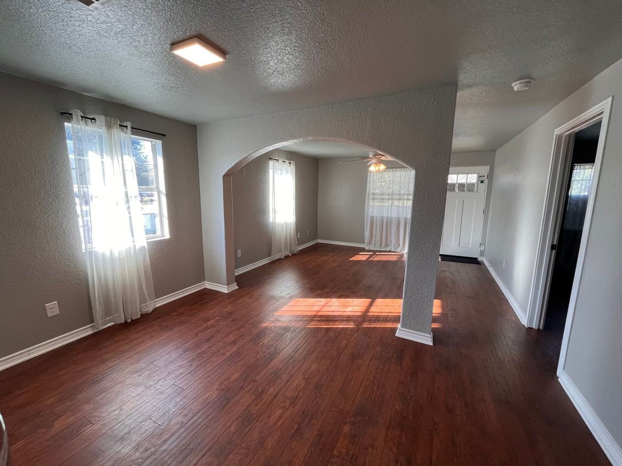 613 S Lbj Dr - Photo 5 of 15