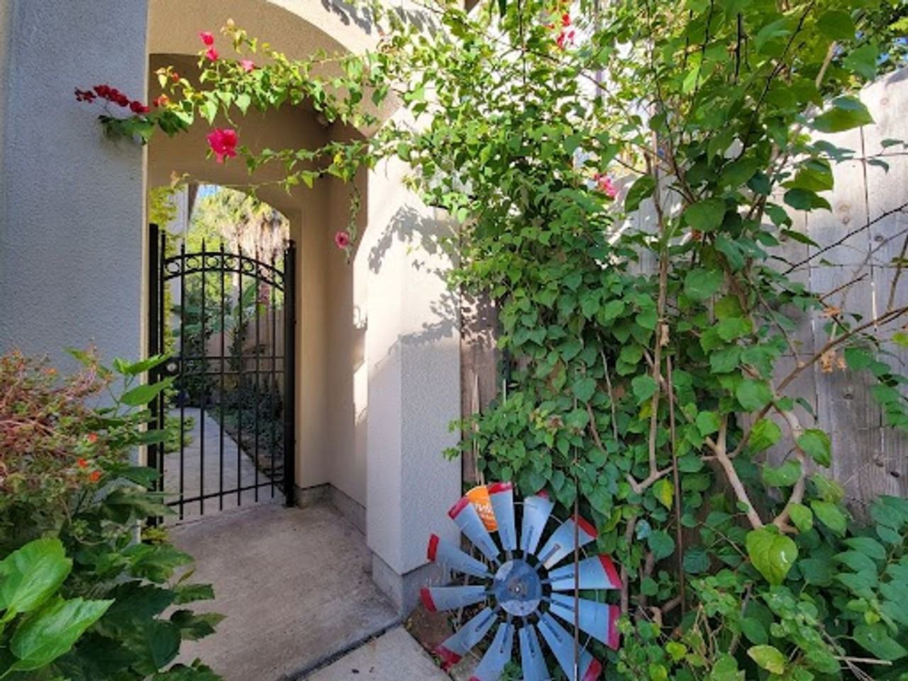 5514 Feagan St - Photo 3 of 50