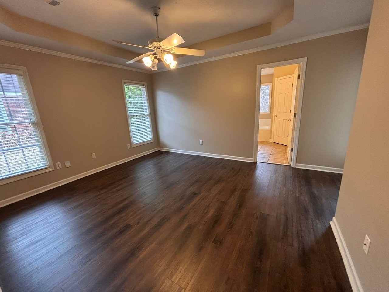 4425 Shamrock Gln - Photo 6 of 12