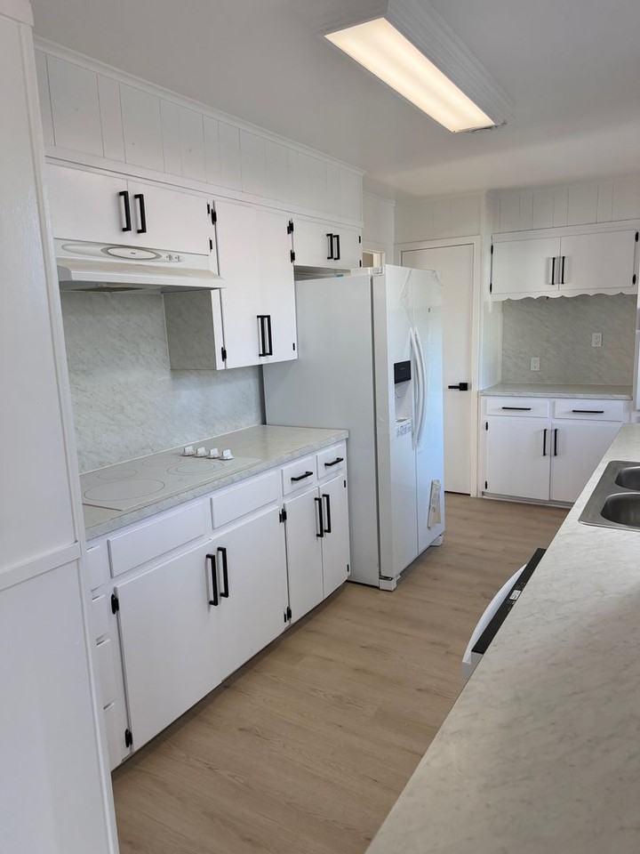 5600 Lakeview Drive - Photo 6 of 19