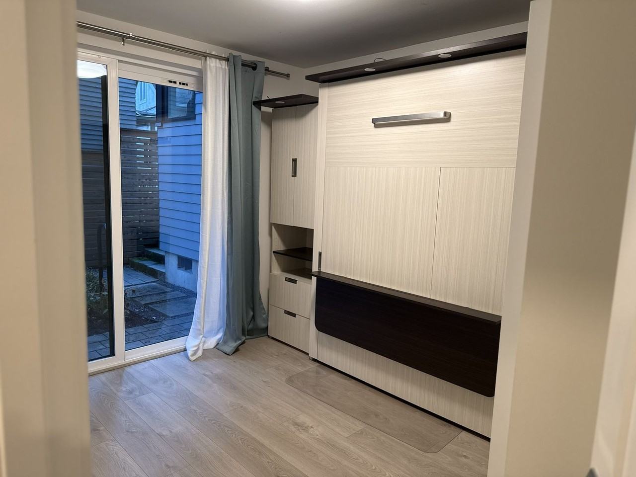 109 22nd Ave E - Photo 7 of 19