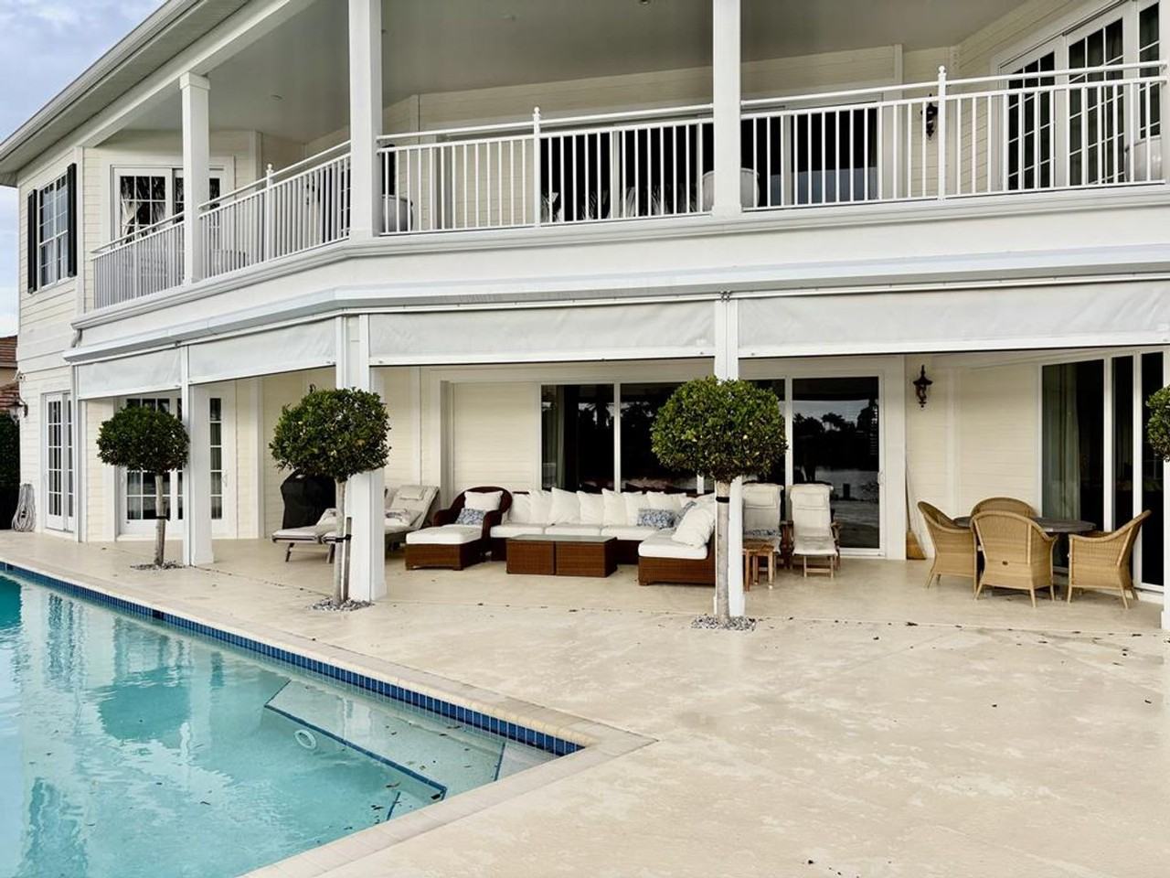 1627 Barbados Court - Photo 2 of 40