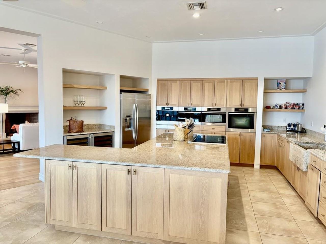 1627 Barbados Court - Photo 6 of 40