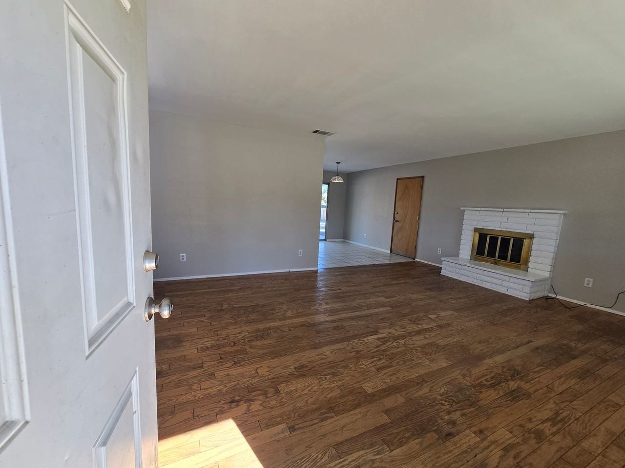 16705 Sweetaire Avenue - Photo 3 of 14