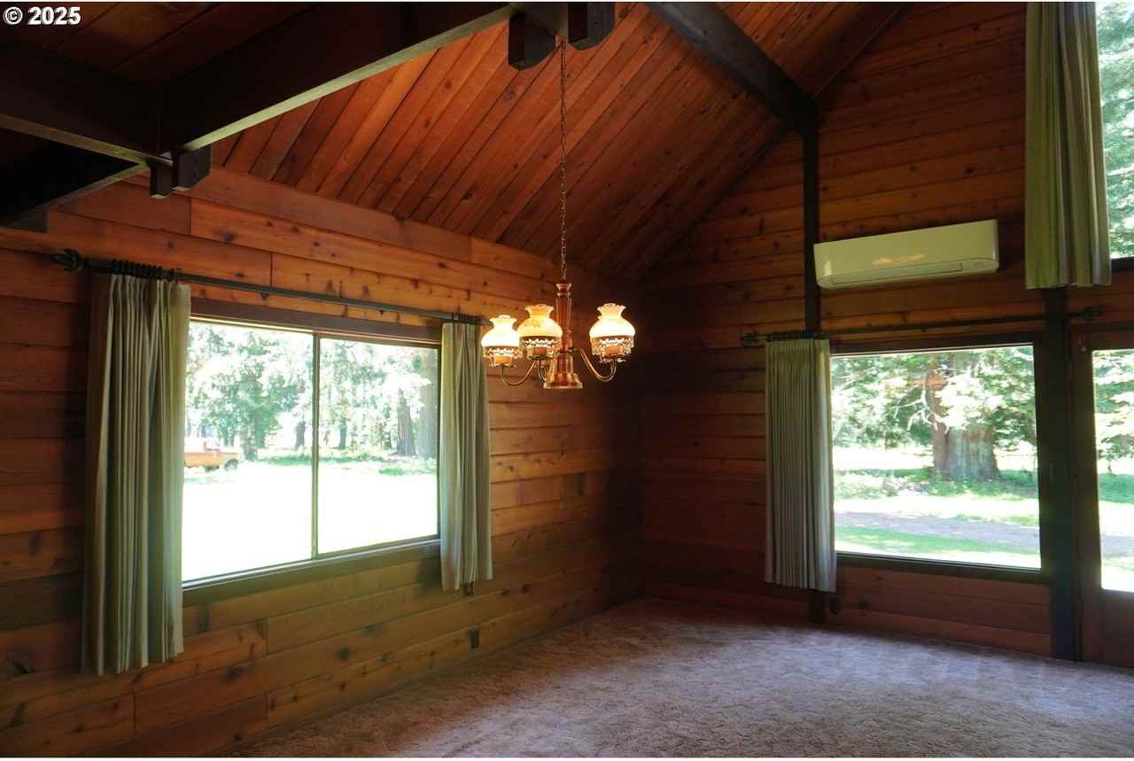 34305 Ne 79th Ave - Photo 5 of 25