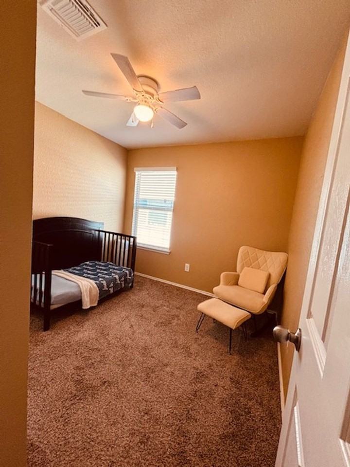 2303 Pintail Loop - Photo 3 of 22