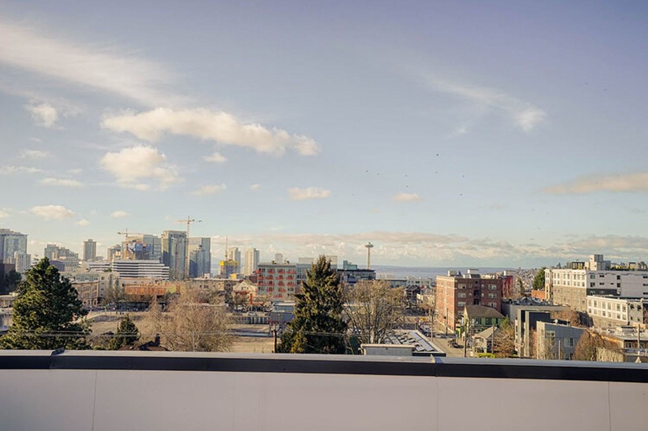 East John Apartments - Photo 6 of 10