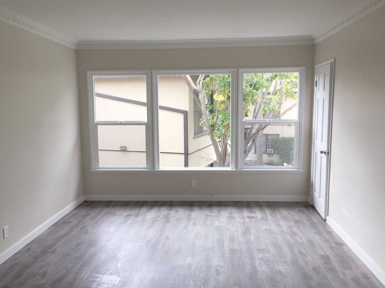 3300 Castle Heights Ave - Photo 3 of 32