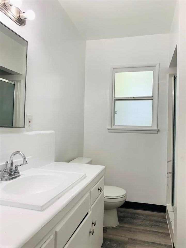 3308 Castle Heights Ave - Photo 7 of 20