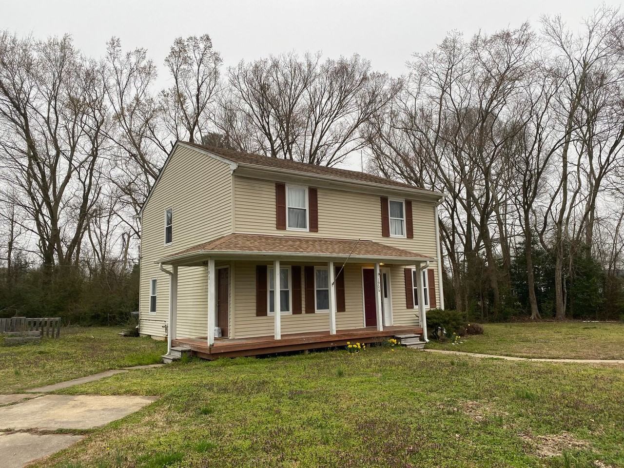1906 Dudley Court - Photo 2 of 13