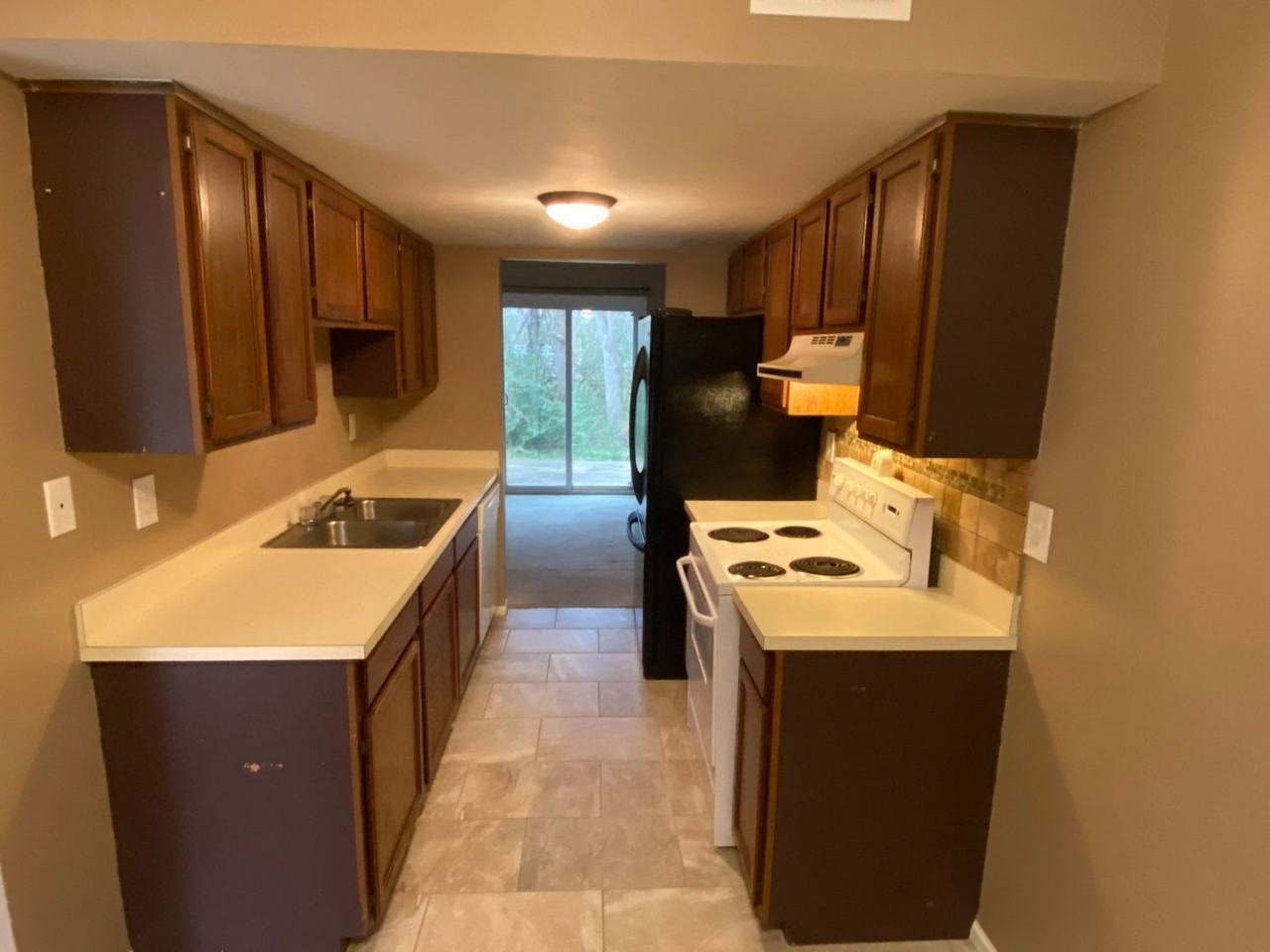 1906 Dudley Court - Photo 5 of 13