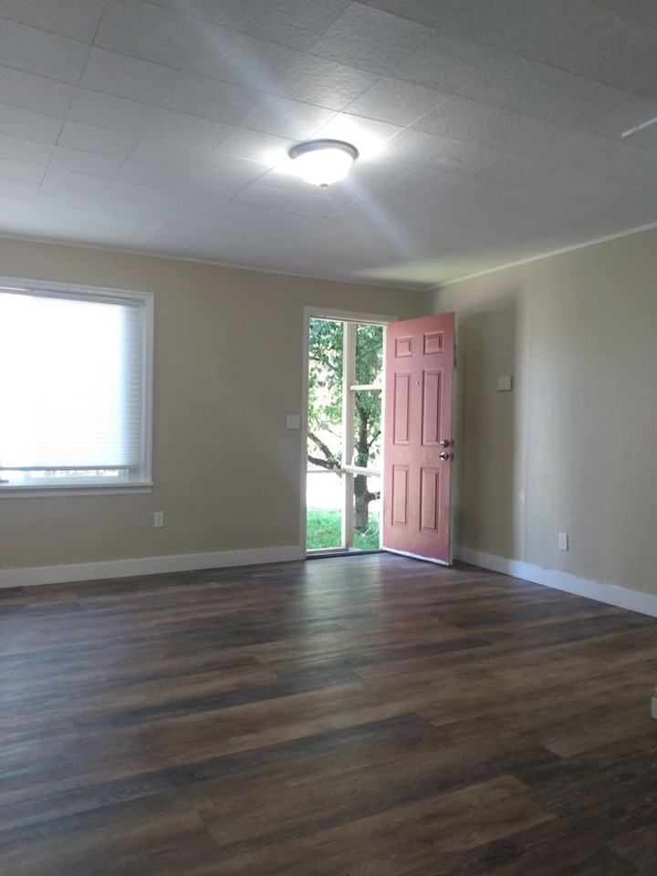 17016 East Burnside Street - Photo 2 of 8
